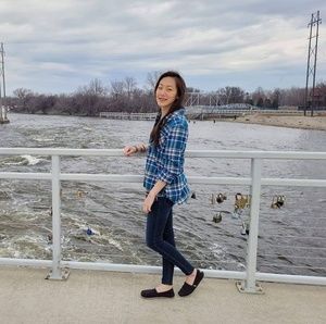 Meet your Posher, Choua